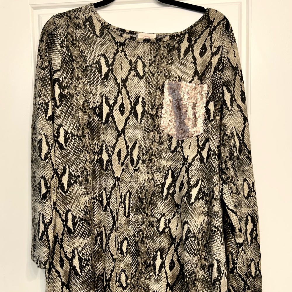 Snake skin tunic with sequin pocket
